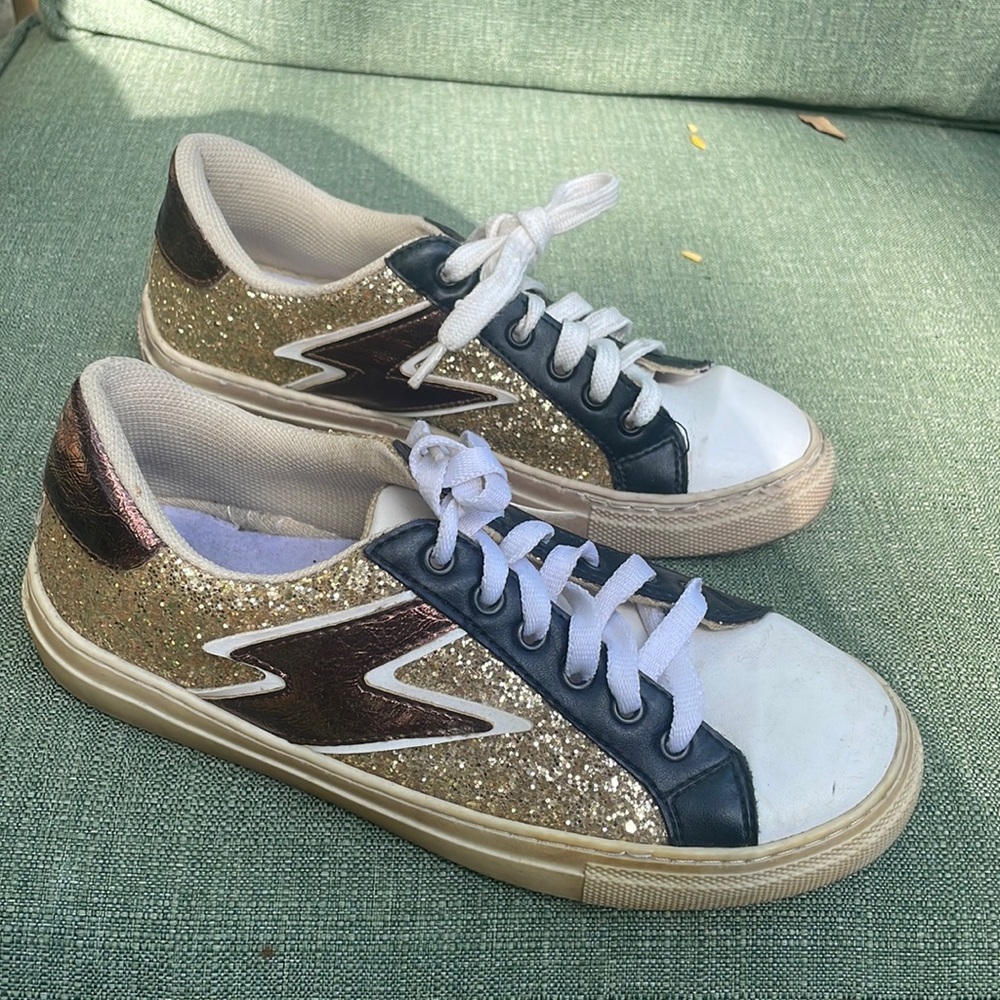 MIKA ( made in Turkey) glittery sneakers ✨